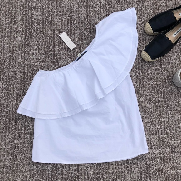 One sleeve ruffle top - Picture 3 of 5